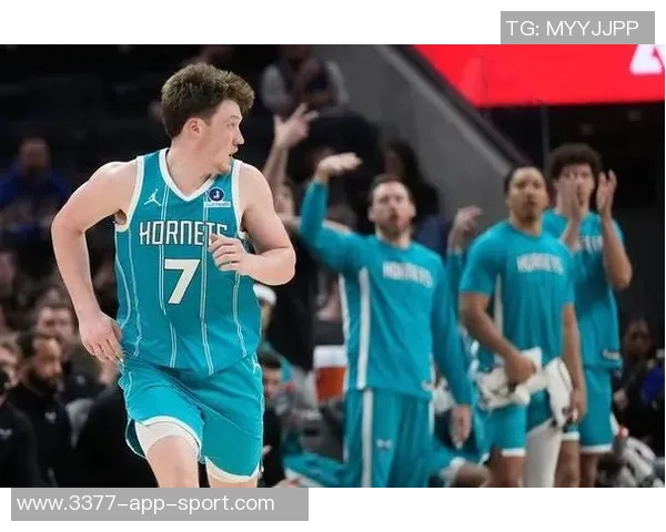 克尼佩尔虽受限制依然高效表现12中8砍下18分5板4助助力球队取胜